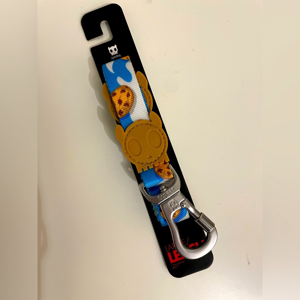 Zeedog Large Dog Leash Cookies and Milk Brand New Blue Brown Yellow Pet Cats